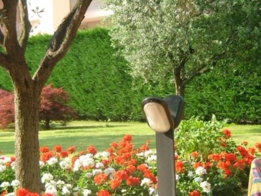 Hotel Bella Peschiera بسكييرا ديل غاردا المظهر الخارجي الصورة